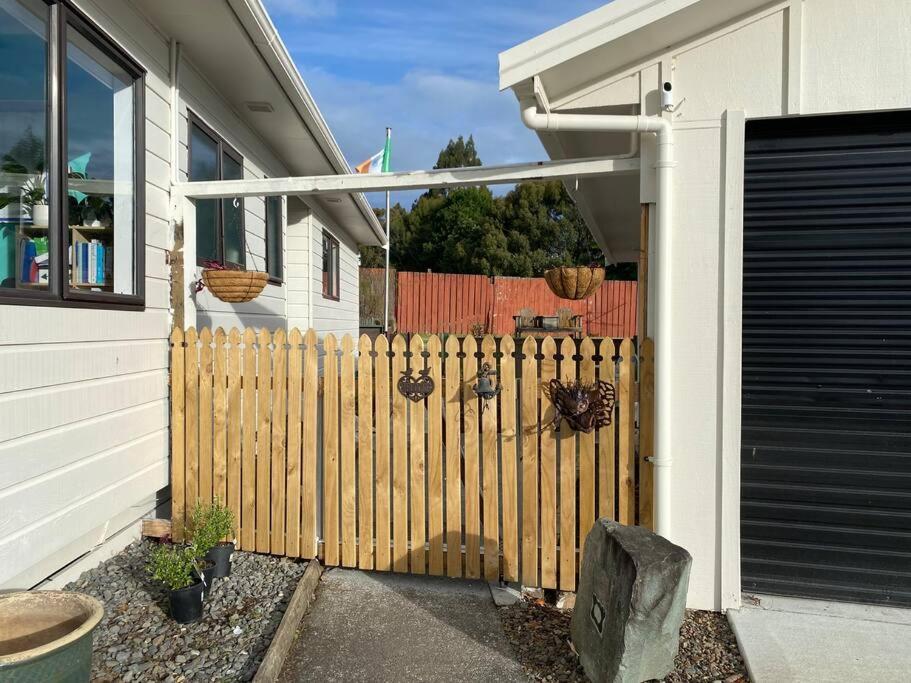 Little Hideaway Apartment Taupo Exterior photo